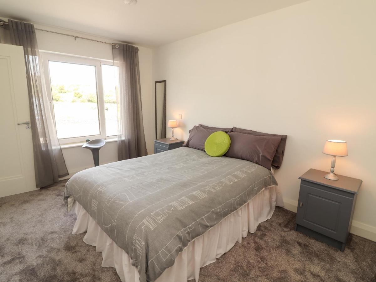 Coolnaharragill Lower Annexe Killarney Buitenkant foto